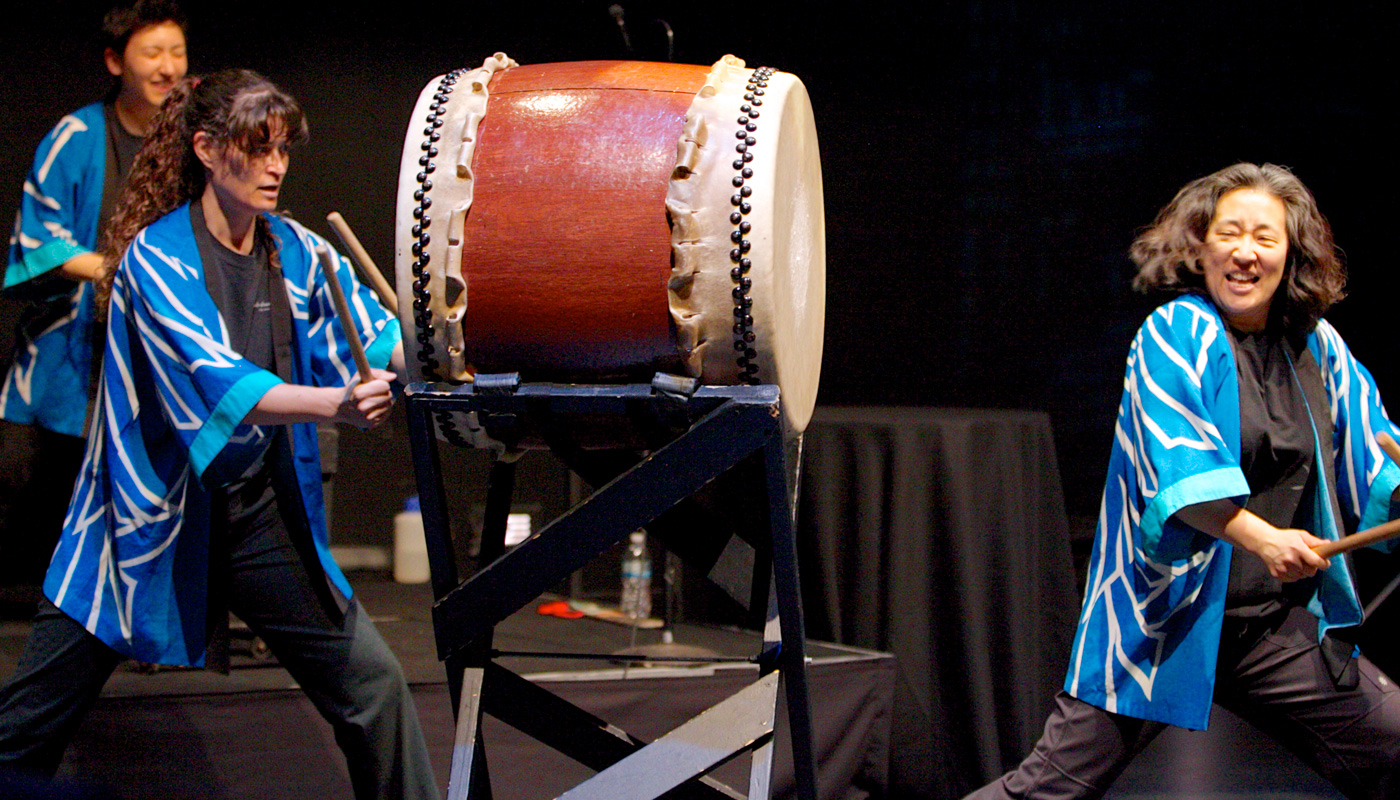 Drumming performance from bushCON 2015